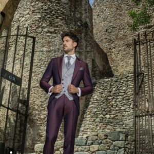 Traje de ceremonia burdeos Capri serie 421 de Giovanni Ricci Ceremonia