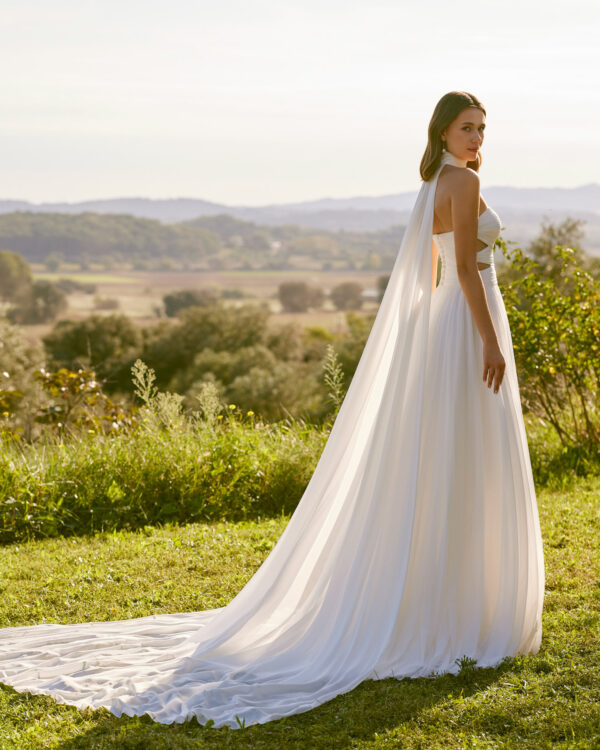 PRÓXIMA LLEGADA - Vestido de novia largo en muss 1B131 Nicte de Alma Novia - Imagen 3
