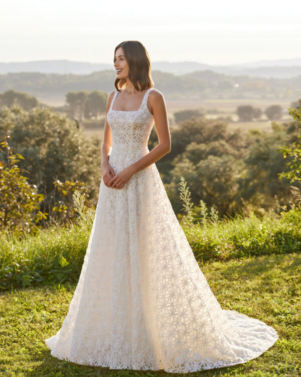 PRÓXIMA LLEGADA - Vestido de novia largo en tul fantasía 1B144 Nori de Alma Novia
