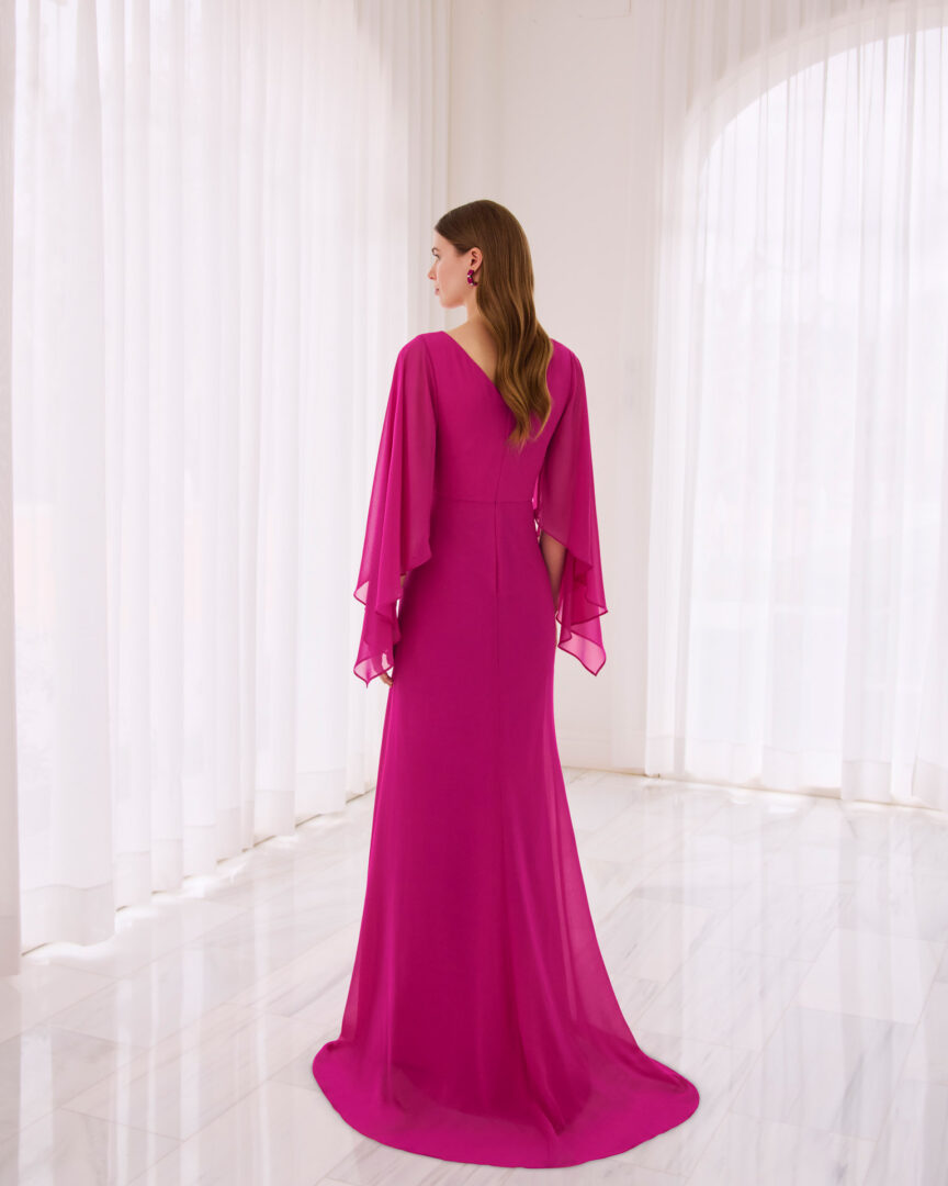 Vestido de fiesta largo gasa en magenta1G141 de Marfil Barcelona - Imagen 2