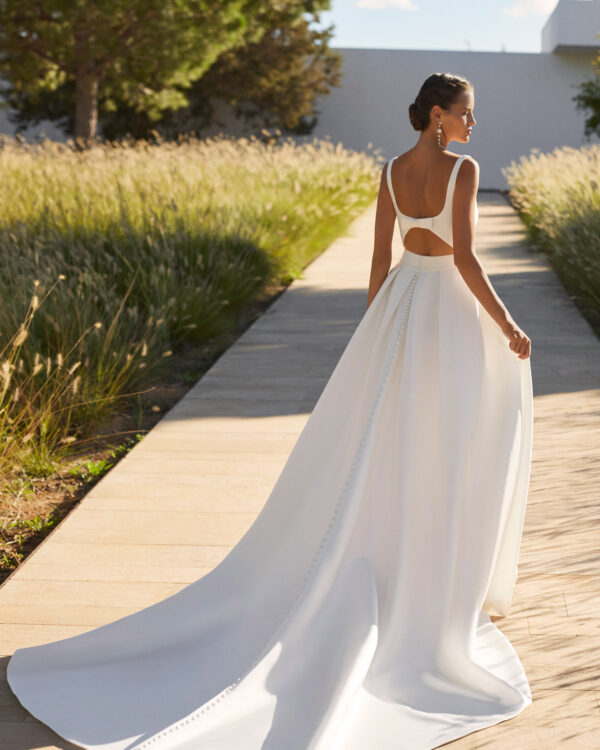 PRÓXIMA LLEGADA - Vestido de novia corte A mikado 1N162 Suyin de Adriana Alier - Imagen 3