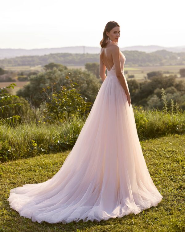 Vestido de novia largo en tul blanco con flores  1B155 Nadim de Alma Novia - Imagen 2