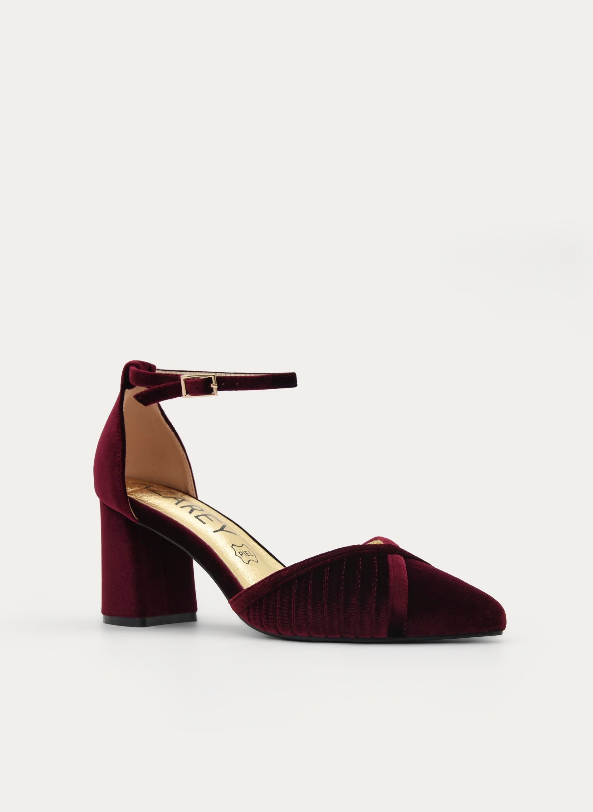 ZAPATOS DE SALÓN DE TERCIOPELO BURDEOS CON CORREA - Imagen 2
