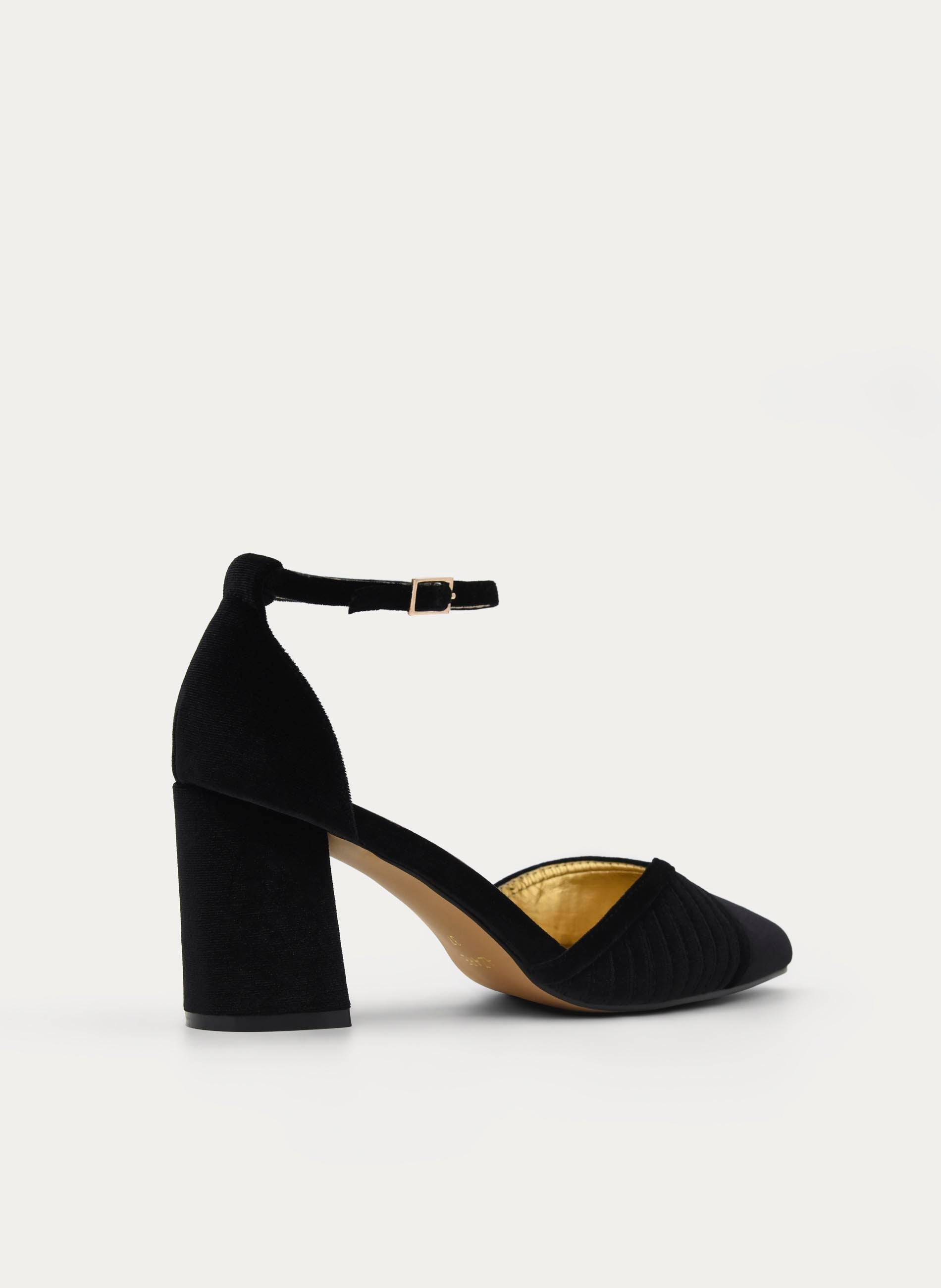 ZAPATOS DE SALÓN DE TERCIOPELO NEGRO CON CORREA - Imagen 4