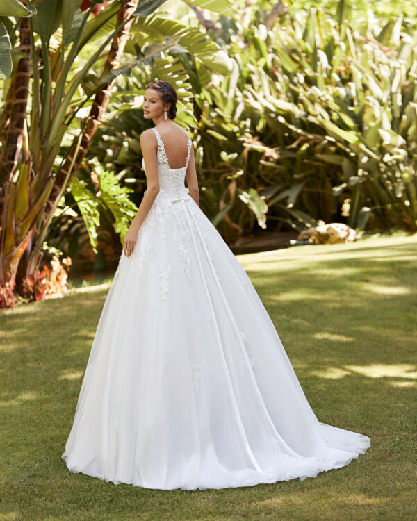PRÓXIMA LLEGADA - Vestido de novia princesa tul 5N139 Zilia de Adriana Alier - Imagen 2