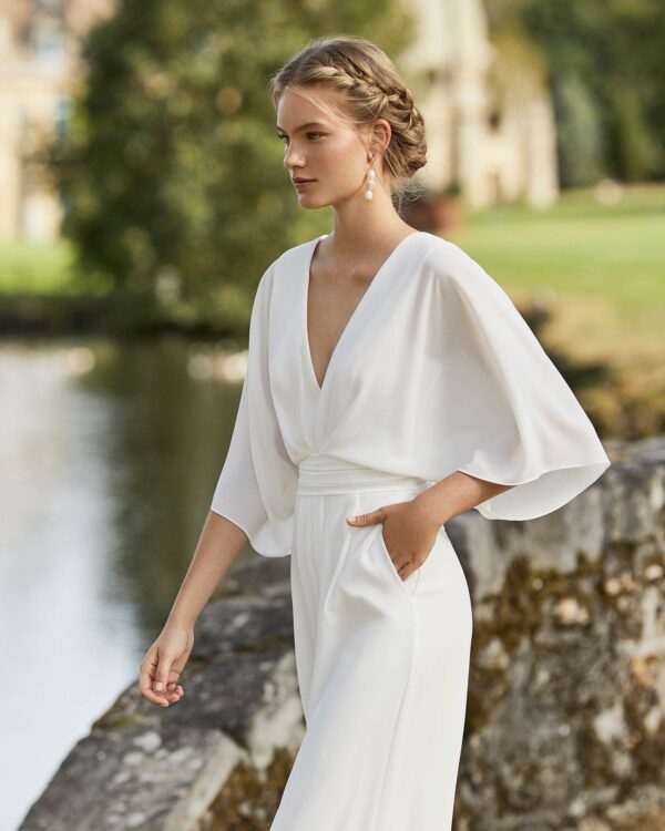 PRÓXIMA LLEGADA - Vestido pantalón de novia 5B101 Waddox de Alma Novia - Imagen 2