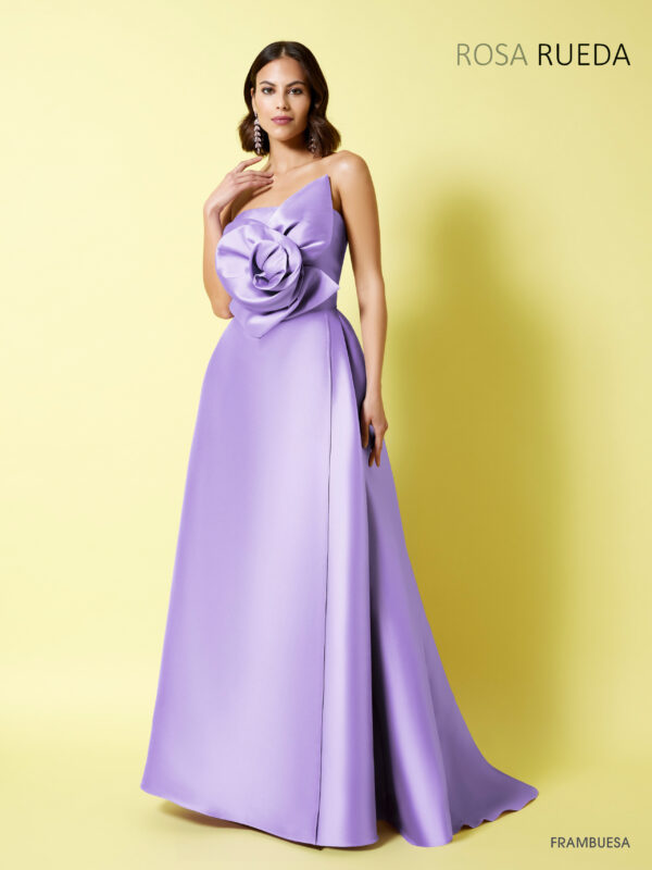 Vestido largo en mikado berenjena Frambuesa 026 de Rosa Rueda