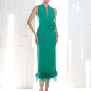 Vestido midi en mikado plumas verde Genil 121 de Rosa Rueda