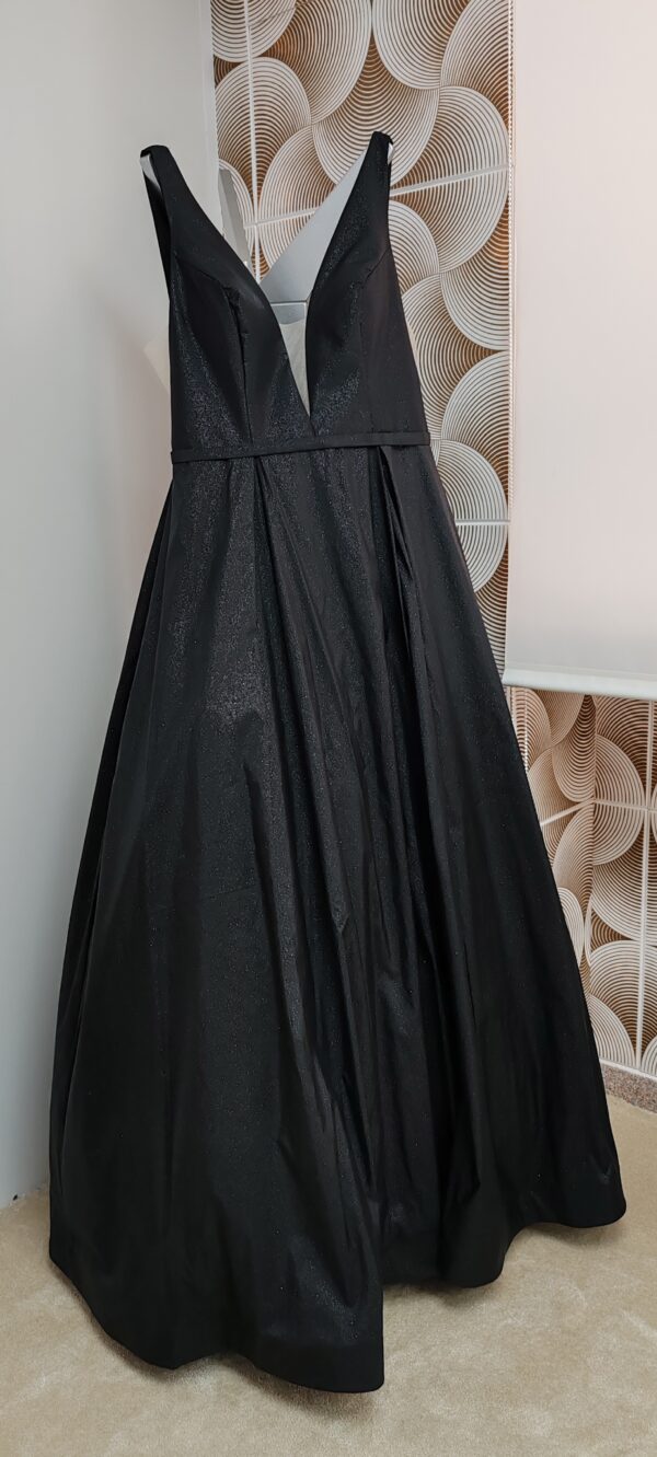 Vestido de fiesta largo negro con brillo 54057 de XM Collection